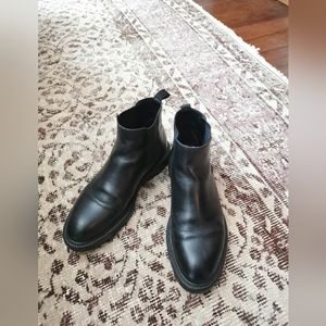 Vagabond Chelsea Boots